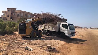 إضاءة مدينة أبورديس بالطاقة الشمسية وتطوير المساحات الخضراء -صور
