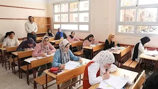 مؤشرات تنسيق 2026.. 280.5 درجة الحد الأدنى المتوقع لكليات الألسن أدبي