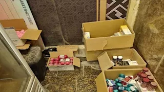 مفاجأة داخل مركز حقن مجهري.. ضبط أدوية فاسدة ومجهولة المصدر ببورسعيد (صور)