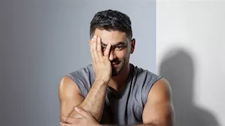 بالتعاون مع عزيز الشافعي.. يونس مرسي يطرح سمعني صوتك 