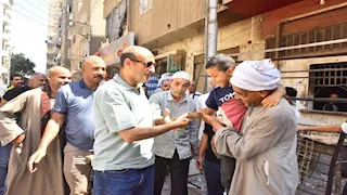 بالصورـ محافظ أسيوط يفاجئ المخابز لمتابعة جودة الخبز وتداول الدقيق