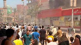 3 وفيات و4 مصابين.. إخماد حريق مخزن بويات بأجهور الرمل في المنوفية (صور)