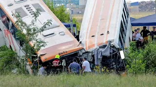 بينهم 17 جنديًا.. مقتل 22 شخصًا في تصادم حافلتين بالنيجر