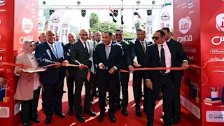 رئيس الوزراء يفتتح معرض أهلًا مدارس بتخفيضات تصل لـ 40%
