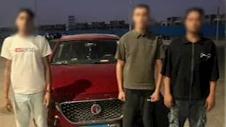 ضبط طالب ومرافقيه بعد ظهورهم في فيديو لأداء حركات استعراضية بالسيارات في القاهرة