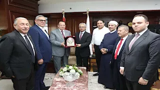 نقيب الأشراف يلتقي محافظ بني سويف لبحث تعزيز التعاون