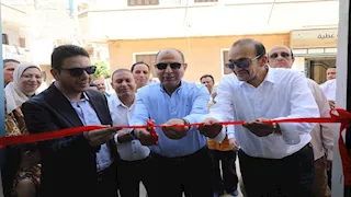 17 شباكًا للخدمات.. محافظ المنيا يفتتح المركز التكنولوجي الجديد بأبوقرقاص - صور