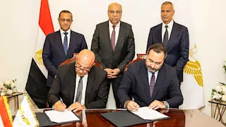 لتأهيل الكوادر ورفع الكفاءة.. بروتوكول تعاون بين "المصرية للمطارات" وأكاديمية مصر للطيران