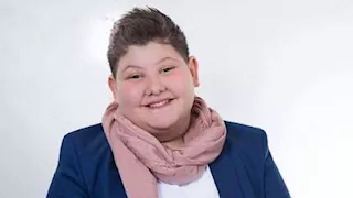  نجم برنامج ذا فويس كيدز.. زين عبيد يحتفل بخطوبته- فيديو