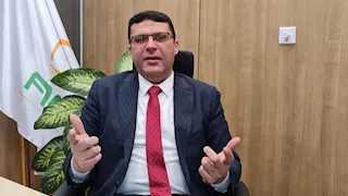 سعر الدولار يقفز ويلامس مستوى 52 جنيها.. فما الأسباب؟ 