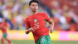 المغربي أنس صلاح الدين يوقع لفريق باناثينايكوس اليوناني