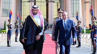 الرئيس السيسي يودع محمد بن سلمان في ختام زيارته لمصر