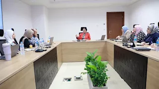 وزارة الصحة تبحث إنشاء مركز متخصص لمناظير الأطفال