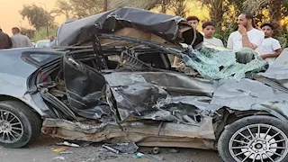 "العربية تهشمت".. مصرع شقيقين في تصادم مروع بين ملاكي وميني باص بالفيوم (فيديو وصور)