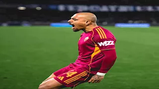 من لاعب مهمش في أستون فيلا إلى هداف أوروبا.. كيف تغير مالين مع روما؟