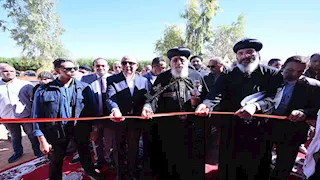 البابا تواضروس يزور دير العذراء بالبهنسا ويضع حجر أساس الكاتدرائية الجديدة (صور)