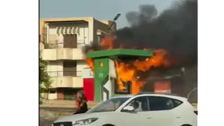 السيطرة على حريق ماكينة صراف آلي ATM أمام جامعة بنها بالعبور