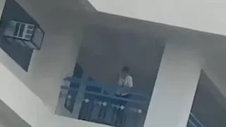 طالب يطلق النار على زملائه في مدرسة بالفلبين وسقوط 10 ضحايا 