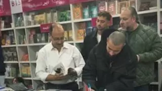 بعد تداول صورة تجمعهما.. اللواء وليد السيسي يكشف حقيقة علاقته بمغني الراب "كردي"