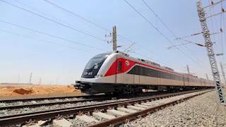 النقل تكشف مواعيد المترو وLRT والمونوريل واشتراكات الطلاب 2027