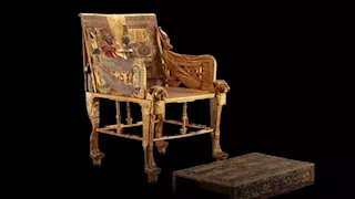 عرش الفرعون الذهبي.. أسرار تصميم كرسي توت عنخ آمون