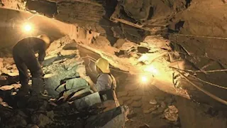 السودان.. مصرع 11 شخصا وإصابة 30 آخرين بانهيار منجم تعدين بولاية البحر الأحمر