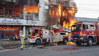 بينهم طفلان.. مقتل 3 أشخاص في هجوم روسي على كييف