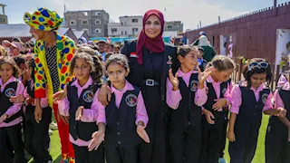 بتوجيهات رئاسية.. مصر تفتتح مدرسة جديدة شمال غزة قرب الخط الأصفر