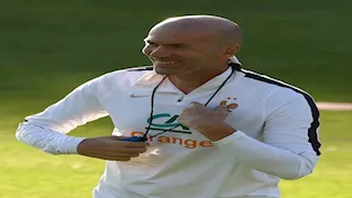 "استعدادا لدوري الأمم الأوروبية".. منتخب فرنسا يخوض مرانه الأول تحت قيادة زيدان