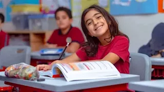 مصاريف المدارس الرسمية للغات 2026.. كم يدفع ولي الأمر مقارنة بالعام الماضي؟