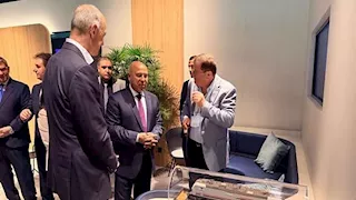 وزير النقل: بدء التشغيل التجريبي لأول قطاعات القطار السريع في أكتوبر
