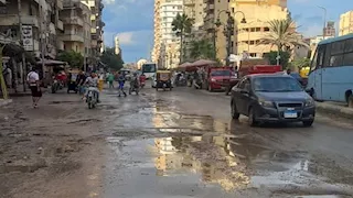 "رجعت الشتوية".. أمطار مفاجئة تضرب أبو قير في الإسكندرية - صور
