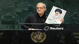 خلال خطابه بالأمم المتحدة.. ما الصور التي عرضها الرئيس الإيراني؟