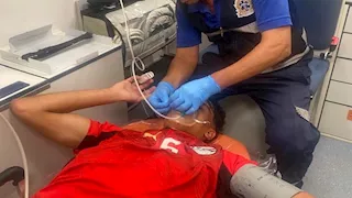 إصابة محمد رأفت لاعب منتخب مصر أمام ليبيا ونقله للمجمع الطبي بالإسماعيلية