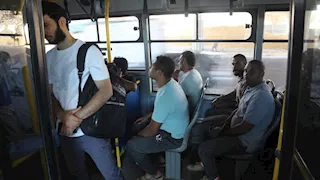 25 صورة.. توافد الركاب على محطات المرحلة الثانية من الأتوبيس الترددي BRT