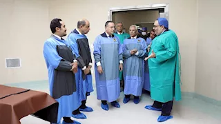 وزير التعليم العالي يتفقد مشروعات جامعة المنيا الطبية والرياضية - صور