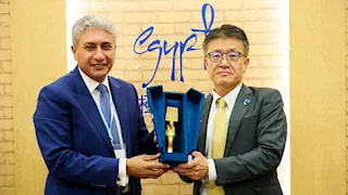 وزير السياحة يبحث مع رئيس وكالة السياحة اليابانية تعزيز التعاون
