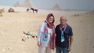 خديجة التركية صاحبة إعلان محمد صلاح بعد انضمامه لـ "طرابزون" تزور الأهرامات