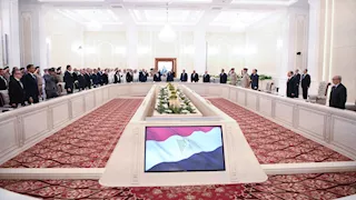 الرئاسة تنشر فيديو اجتماع الرئيس السيسي الموسع بحضور قادة الدولة
