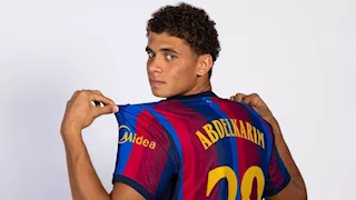 4 صور.. حمزة عبد الكريم يظهر في جلسة تصوير برشلونة استعدادًا لدوري أبطال أوروبا