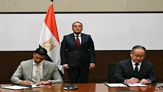 استثمارات بـ2 مليار دولار.. الصين تنشئ مجمعًا لإنتاج إطارات السيارات بمصر