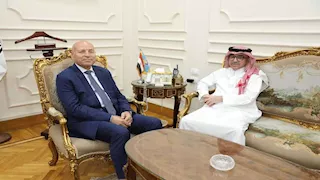 محافظ القاهرة يبحث جذب مزيد من السائحين العرب والاستثمارات للمدينة