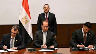 رئيس الوزراء يشهد تسوية مديونية بـ102.75 مليار جنيه لبنك الاستثمار القومي
