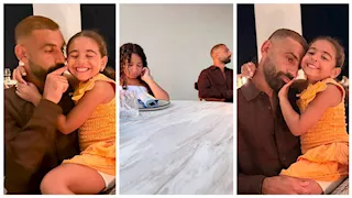 "مازلت الشخص الرائع في نظرها".. محمد صلاح يشارك صوراً طريفة مع مكة وكيان