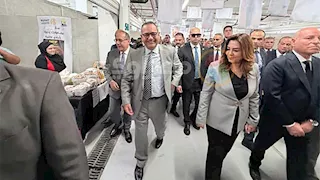 ملابس ولحوم وأدوات مدرسية.. "بازار القاهرة" يطرح السلع بتخفيضات تصل إلى 50%