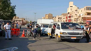 رادارات وأكمنة متحركة.. حملات مرورية موسعة لضبط المخالفات بطرق الأقصر - صور