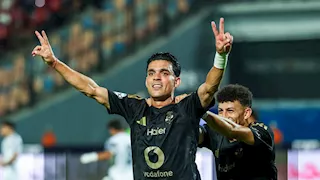 تفاصيل عرض الأهلي المنتظر لتجديد عقد بن شرقي
