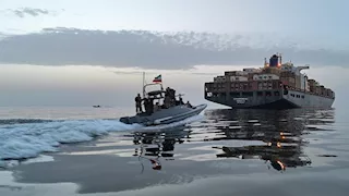 "لدينا القدرة على فرض إرادتنا".. الحرس الثوري الإيراني يُصعّد لهجته بشأن مضيق هرمز