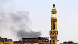 إحراق مسجد واشتباكات في السودان بسبب خلاف حول مولد النبي (فيديو) 