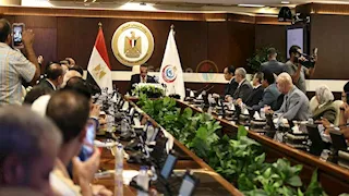 إقبال كبير على بعثة الحج.. 21 ألف طبيب وموظف تقدموا للمشاركة